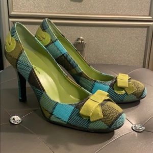 Amanda Smith green/blue plaid heels